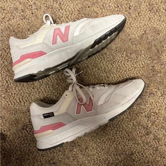 New balance 997h women’s pink shoe - Picture 7 of 8